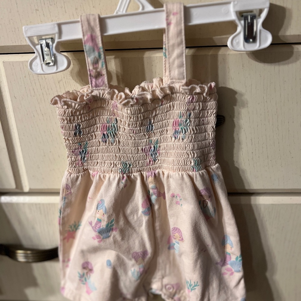 Garanimals Baby Girl Mermaid Smocked Romper 6-9M Cream Pastel Summer Outfit